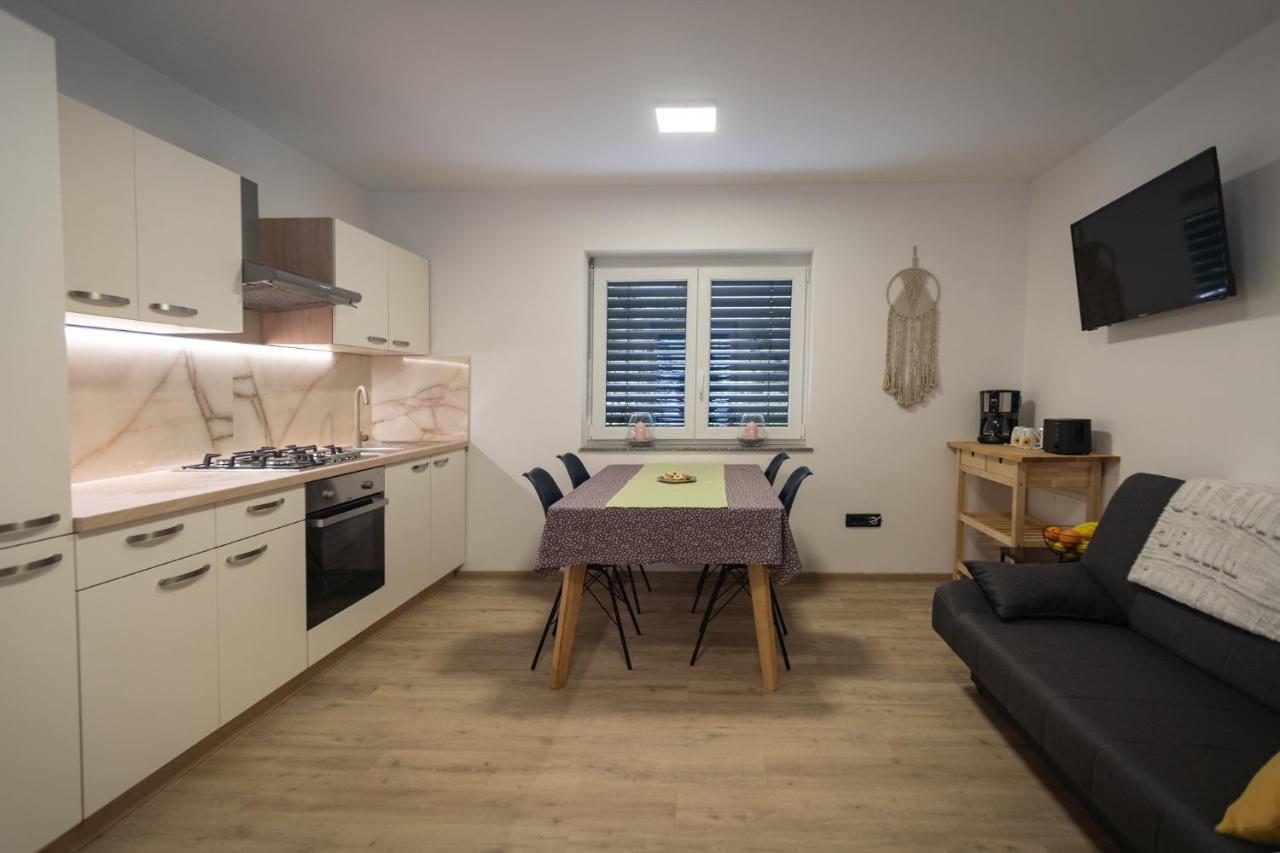 Cuckoo'S Alpine Nest Apartment Lesce  Luaran gambar