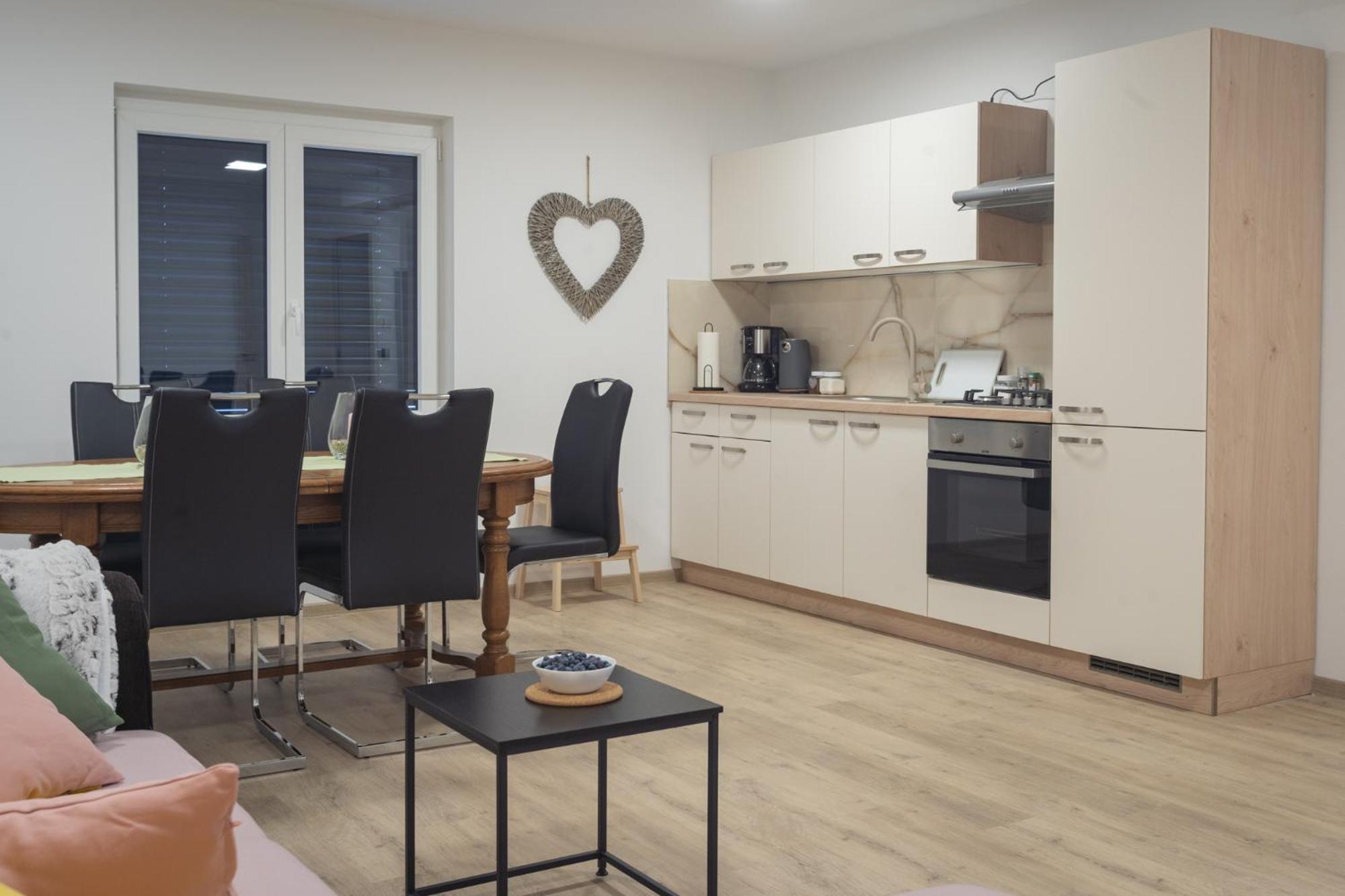 Cuckoo'S Alpine Nest Apartment Lesce  Bilik gambar